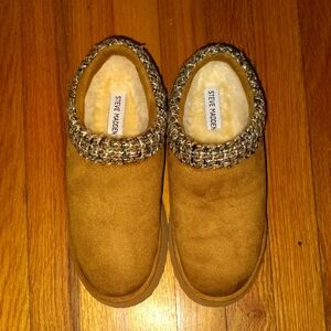 Steve Madden Brown Suede Cozy Slip-Ons
